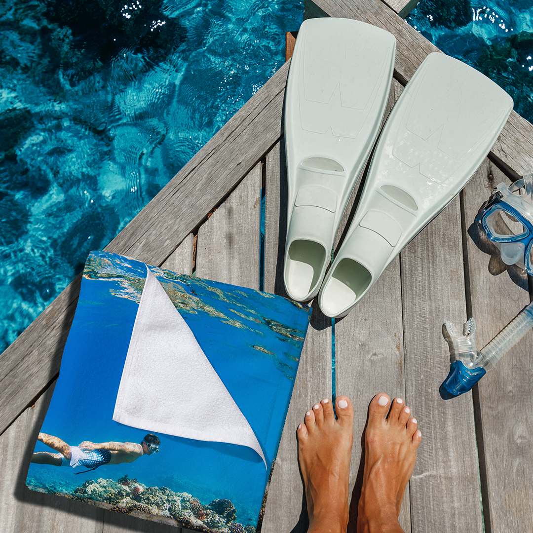 Personalized Beach Towel Personalized Beach Towel - Fujifilm Printlife Canada Personalized Photo Gift Fujifilm Fujifilm Print Life Personalized Photo Gift Made in Canada