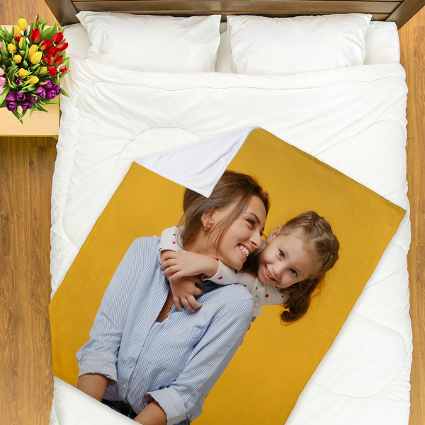 Ultra Plush Blanket Personalized Photo Blanket Canada - Add Photo, Text and Logo - FUJIFILM Personalized Photo Gift Fujifilm Fujifilm Print Life Personalized Photo Gift Made in Canada